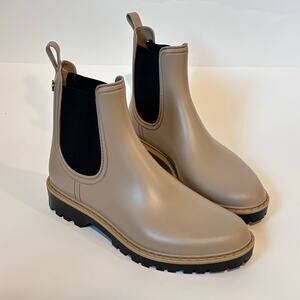 Igor Chelsea Rain Boots – Beige / Taupe Lug Sole Waterproof Booties Size 39